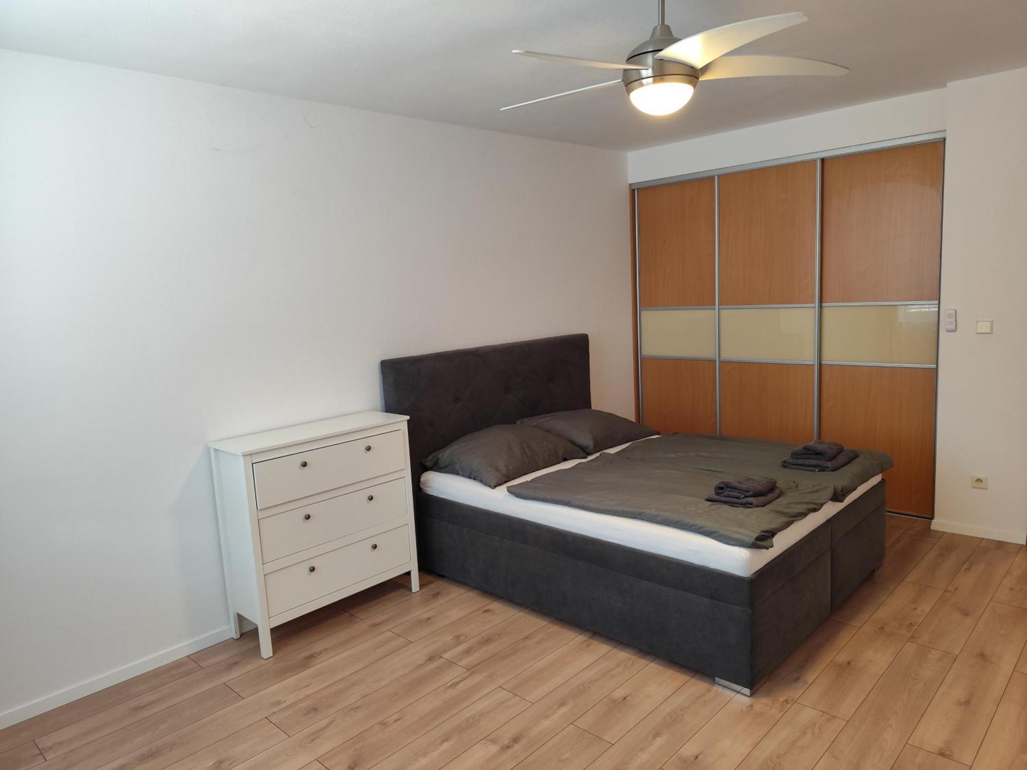 2 Room Apartment, Near Oc Galeria, Petrzalka Bratislava Exterior foto